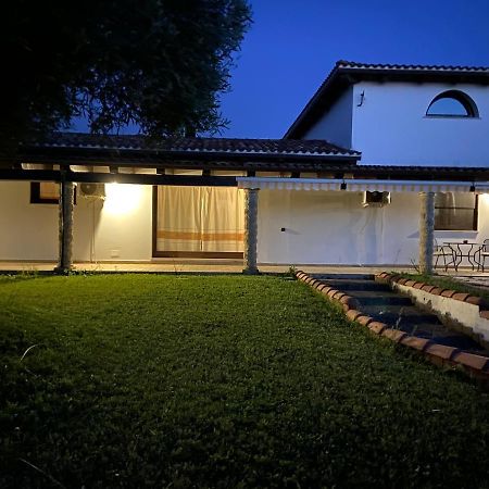 Villa Sarda อัสเซมินิ ภายนอก รูปภาพ